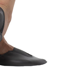 Zapatillas deportivas unisex con logotipo personalizado, de cuero genuino, para gimnasia y danza, con plantilla plana de invierno y suela de goma ligera. - Product Image 4