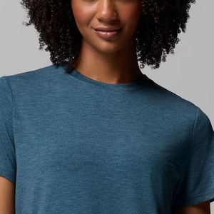 T-shirt décontracté pour femme, style urbain tendance, design moderne et élégant, idéal pour l'été, facile à porter, haut de gamme. - Product Image 2