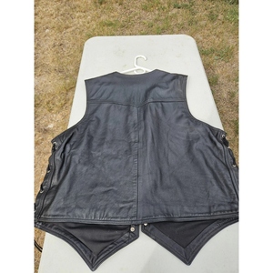 Gilet de motard en cuir véritable noir, style western, avec lacets latéraux, boutons-pression et poches avant - Product Image 2
