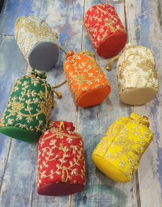 Broderie dorée traditionnelle indienne Potli femmes sac fait main pour mariage retour cadeau soirée sac de fête - Product Image 1