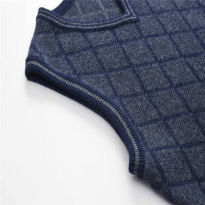 Gilet sans manches en tricot à motif Argyle pour homme, col en V, collection automne 2026, bleu foncé, vêtements en tricot pour homme, pulls - Product Image 5