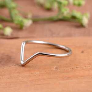 Minimalist 925 Sterling <b>Silver</b> Chevron Dainty V Shape <b>Stacking</b> <b>Ring</b> Unisex Geometric Wishbone Band Wedding Anniversary Gift - Product Image 3