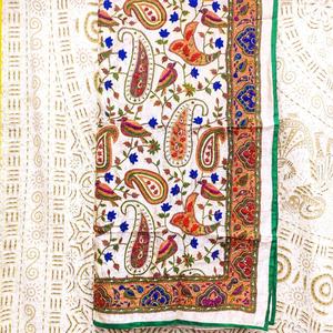 Dupatta Phulkari Hecha a Mano, Bufandas Hechas a Mano en Varios Colores y Diseños, Dupatta India Ligera, Regalo de Boda India - Product Image 2