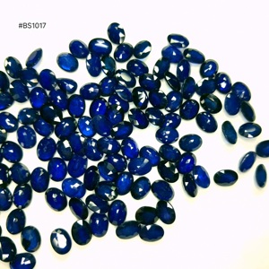 Saphir bleu naturel exclusif de Madagascar, qualité 3A, formes ovales et poire mélangées, 208,32 ct, pierres précieuses facettées en vrac - Product Image 3