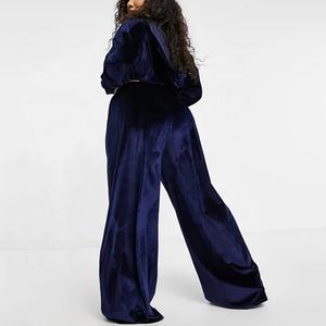 Conjuntos de Ropa Deportiva de Terciopelo para Mujer, Tallas Grandes, Bordados, Transpirables, para Verano - Product Image 2