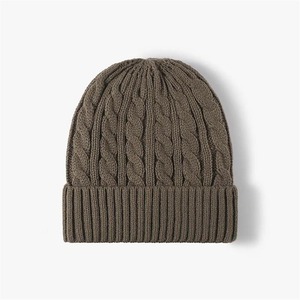 Wholesale OEM Jacquard Pattern Knit Beanie Plaid Slouchy Skull <b>Cap</b> for Women Thickened Winter <b>Hat</b> with Niche Design new - Product Image 2