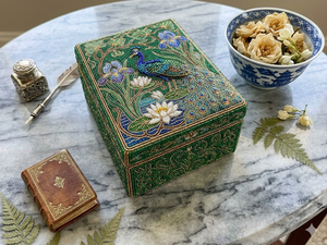 <b>White</b> and gold Embroidered beaded Wood <b>Box</b> Handmade Storage with Beaded Lid Export Quality for <b>Gifting</b> - Product Image 4