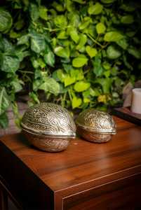 Bol de rangement intemporel avec couvercle en métal décoratif, plat de service ovale pour cacahuètes et bonbons, plateau à collation pour fêtes, mariages et cadeaux - Product Image 5