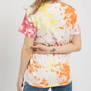 Camiseta cómoda para mujer con textura suave y corte relajado para uso diario, camiseta de alta gama. - Product Image 3