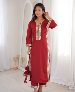 Salwar Kameez ethnique traditionnel indien avec broderie et travail de miroirs réels en velours pour toutes les occasions, vêtements de fantaisie pour femmes - Product Image 1