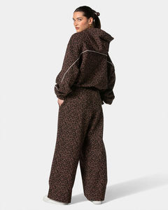 Designer Women Leopard Pattern Jogger <b>Set</b> Premium OEM Wholesale Factory Supplier USA Fashion Lounge Activewear Collection - Product Image 6