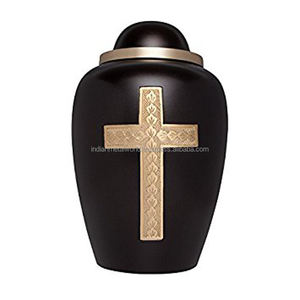 Urne de crémation au design merveilleux avec incrustation de croix Urne de crémation noire élégante pour adultes pour les cendres commémoratives pour les fournisseurs en gros - Product Image 1
