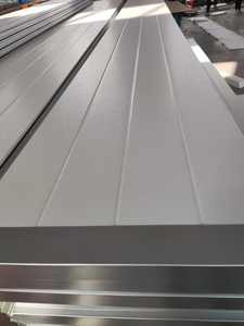 Porte da Garage automatiche in acciaio dal design moderno a misura di Budget con telecomando per ville - Product Image 5