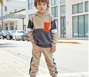 Conjunto Deportivo de Lujo para Niños, Estilo Moderno, al Por Mayor, al Mejor Precio, Sudadera con Capucha, Conjuntos Deportivos Personalizados para Niños, Conjuntos de Jogging de Verano a la Moda - Product Image 4