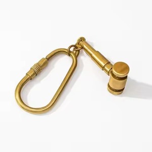 พวงกุญแจโลหะทองเหลือง แกะสลักลาย แหวนจี้ ของที่ระลึกการเดินทางสุดคลาสสิก - Product Image 6
