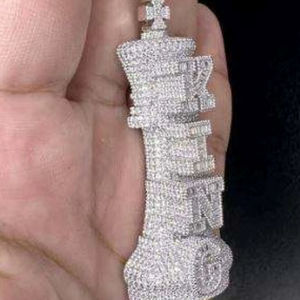 Collier Pendentif Ailes d'Ange Givrées en Argent Sterling Plaqué Or 14K, 20 Carats VVS1, Chaîne à Maillons Cœur, Hip Hop Moissanite de Luxe - Product Image 1