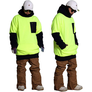 Sudadera con capucha de forro polar verde neón extragrande para hombre con detalles negros en las mangas y bolsillo frontal, estilo urbano de invierno. - Product Image 2