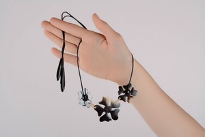 Collier artisanal de la meilleure qualité en corne de buffle, style religieux chrétien, pour fêtes, cadeau de mariage pour femme, avec détails noirs naturels - Product Image 6