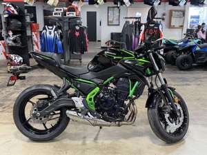 LIVRAISON GRATUITE Nouvelle Moto Kawasaki Z650 ABS 2025 de Qualité Industrielle et DIY avec Garantie de 3 Ans + Casque Intégral Gratuit - Product Image 3
