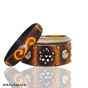 Conjunto de Brazaletes Étnicos Hechos a Mano, Estilo Boho, con Incrustaciones de Resina y Latón, para Mujer, Juego de 3 Piezas - Product Image 5