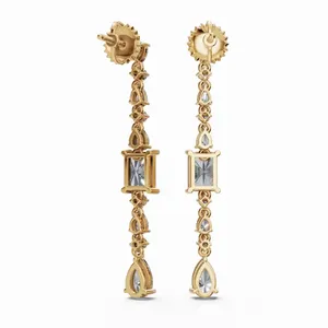 Pendientes de Diseño Radiance con Diamantes en Corte Redondo y Radiante, Certificados por IGI y con Claridad VVS para Mujer - Product Image 3