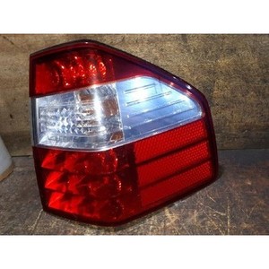 Feu arrière droit d'occasion Mohave 2008-2016, pièce d'origine OEM 924022J101 - Product Image 3