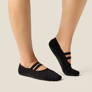 Chaussettes de yoga et de Pilates antidérapantes pour femmes, style ballet couleur matcha, en coton, à deux sangles, personnalisables, vente en gros OEM - Product Image 5