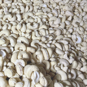 Proveedor Confiable de Tipos de Nueces de Anacardo Ww320, Nueces de Anacardo Vietnamitas de Primera Calidad de Santigo, Vietnam - Product Image 1