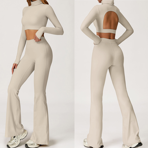 Ensemble de yoga et de fitness pour femmes, respirant et léger, de haute qualité, avec débardeur de sport et leggings très extensibles pour la salle de sport et le yoga au quotidien - Product Image 3