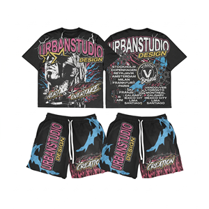 Conjunto de camiseta y pantalones cortos de algodón French Terry de 280 GSM, estilo streetwear, color negro con estampado de arcoíris en plastisol, personalizado con la marca, para hombre. - Product Image 4