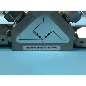 Vanne à diaphragme Fujikin 316L-P, AJ1KE000, 051786 - Équipements et pièces semi-conductrices de renommée mondiale à confiance - Product Image 3