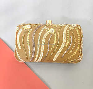 Pochette de luxe en broderie de soie avec pompon et perles Sac de fête de mariée lourd avec chaînes Décoration Cadeau de mariage - Product Image 5