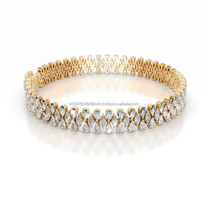 Pulsera de Diamantes Premium para Mujer en Oro Amarillo, Blanco y Oro Rosa con Diseño Floral Vintage para Fiestas Especiales y Novias - Product Image 3