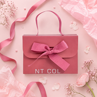 Boîte cadeau de luxe en carton rigide avec couvercle à rabat, poignée et nœud en ruban, emballage personnalisé avec logo pour mariage, anniversaire, vente en gros