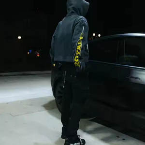 Sudadera con Capucha Personalizada Estilo Urbano, 500 GSM, Algodón Grueso, Corte Recortado, Lavado Ácido, Estilo Vintage, Impresión Digital DTG, Logotipo Impreso - Product Image 5