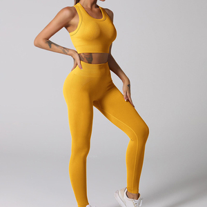 Ensemble de yoga deux pièces taille haute uni pour femme, soutien-gorge de sport compressif et leggings respirants à l'avant, vêtements de fitness pour l'entraînement, vente en gros - Product Image 5