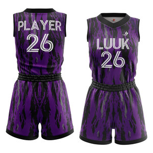 Uniforme de basket-ball personnalisé pour femmes, ensemble maillot et short sublimés sur mesure avec nom du joueur, numéro et logo de l'équipe - Product Image 4