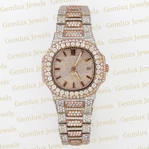 Luxury Wear Pass Diamond Tester Movimiento automático Cojín Dial D VVS Totalmente helado Moissanite Diamond Rose Gold Reloj de dos tonos - Product Image 1