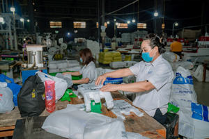 Sacs de courses en plastique HDPE/PE écologiques personnalisés OEM, prix usine, jetables, imprimés « Merci », option à emporter - Product Image 5