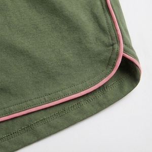 Conjunto Casual de 2 Piezas Verde para Mujer, Camiseta de Manga Corta y Pantalones Cortos por Encima de la Rodilla con Bordado Geométrico, Corte Holgado, Primavera Verano - Product Image 6