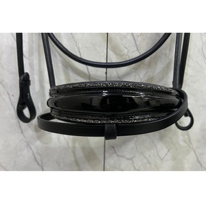 Brida redonda Weymouth para caballo con decoración de cristal y doble rienda - Product Image 2
