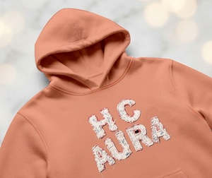 Sudadera con Capucha de Primera Calidad, Color Rosa Bebé, con Logotipo Bordado en Chenilla Personalizado, Sostenible y de Alta Calidad - Product Image 5