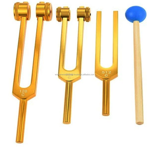 Ensemble d'outils de guérison avec diapason argenté et doré, marteau manuel, thérapie par vibration sonore, méditation des chakras, bien-être et relaxation - Product Image 3