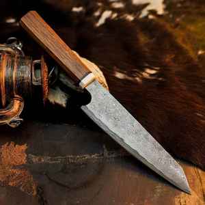 Cuchillo de Chef Profesional de Acero de Damasco Forjado a Mano, Ecológico, con Mango de Madera Pakka y Opción de Logotipo Personalizado - Product Image 5