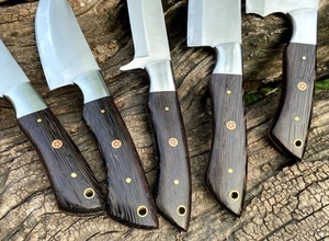Ensemble de couteaux de chef en acier inoxydable à 67 couches, 5 pièces, fabriqués à la main, manche en bois, étui en cuir, ambidextres, couteaux écologiques - Product Image 2