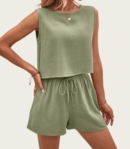 Ensemble deux pièces pour femme : crop top et short à rayures blanches, manches trois quarts, taille haute, tenue décontractée d'été, vêtements personnalisés en gros - Product Image 4