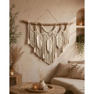 Décoration murale bohème en macramé de qualité assurée avec motif plume, en fibres naturelles, pour le salon - Product Image 1