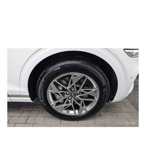 Genesis GV70 2.5T 2024, Gasolina, 2WD, 11,213 km, Emisión Euro V, Caja de Cambios Automática, Asientos de Cuero, Volante a la Izquierda, Cámara Trasera - Product Image 5