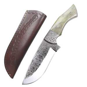 Cuchillo de Caza Personalizado Hecho a Mano con Acero D2, Grabado a Mano, Empuñadura de Madera con Bolster Grabado, Hoja de 6-7.9 Pulgadas, Cuchillo Multiusos para Exteriores - Product Image 2