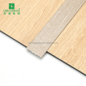 Moulures en PVC pour revêtements <span class=keywords><strong>de</strong></span> sol SPC - Product Image 6